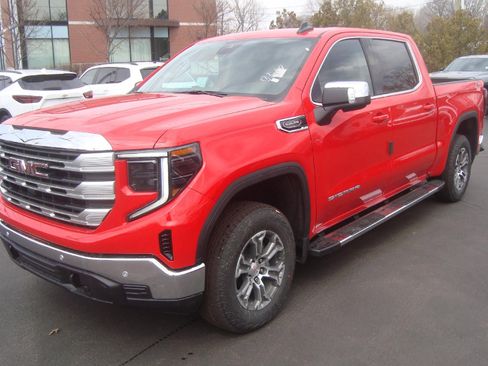 New 2026 GMC Sierra 1500 SLE w/ X31 Off-Road Package AWD/4WD image 1