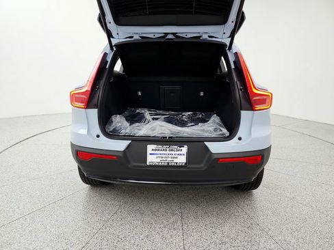 New 2026 Volvo XC40 B5 Plus w/ Protection Package Premier AWD/4WD image 15