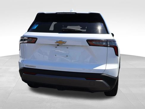 Used 2025 Chevrolet Equinox LT image 17