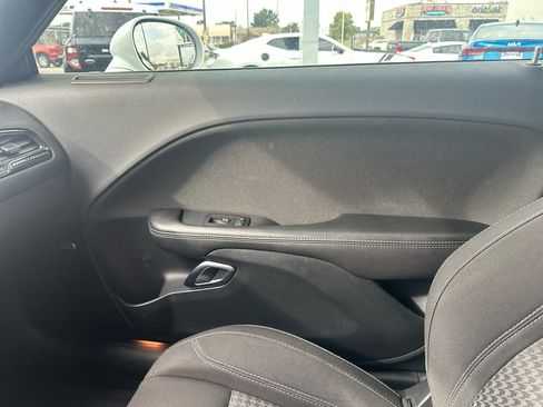 Used 2018 Dodge Challenger R/T w/ Sound Group image 34