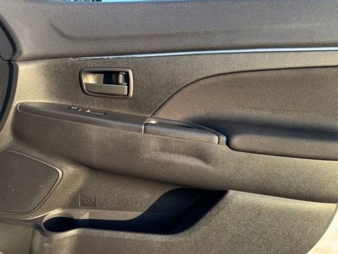 Used 2015 Mitsubishi Outlander Sport ES image 24