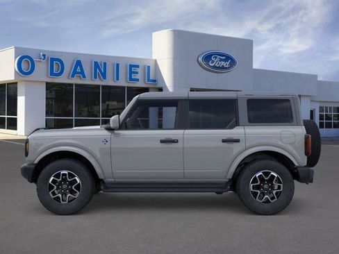 New 2026 Ford Bronco Outer Banks AWD/4WD image 3
