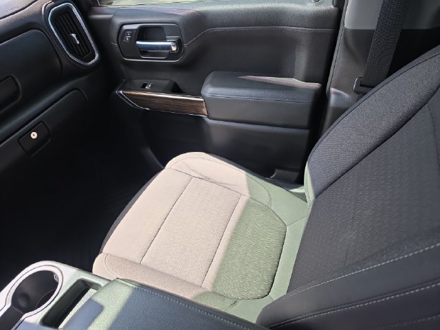 Used 2020 Chevrolet Silverado 1500 LT Trail Boss w/ Convenience Package AWD/4WD image 15
