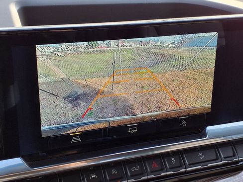 Used 2024 Chevrolet Silverado 1500 LT image 11