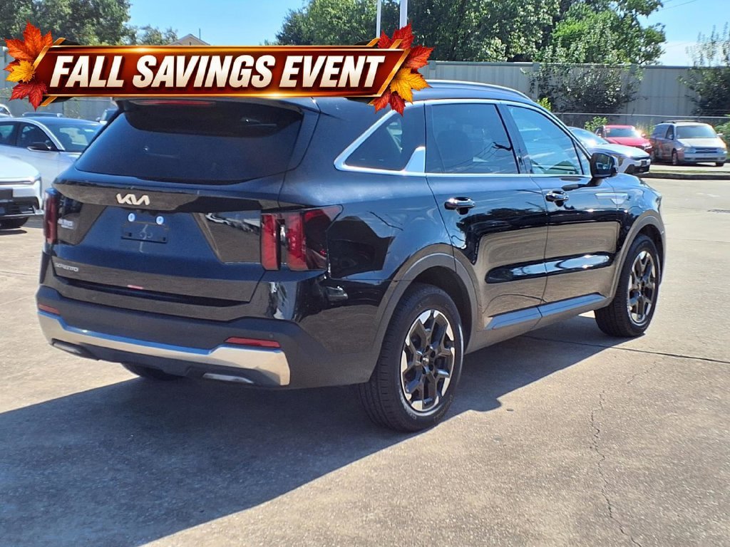 Used 2026 Kia Sorento S FWD image 4