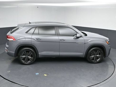Used 2021 Volkswagen Atlas Cross Sport SE w/ Panoramic Sunroof Package AWD/4WD image 50