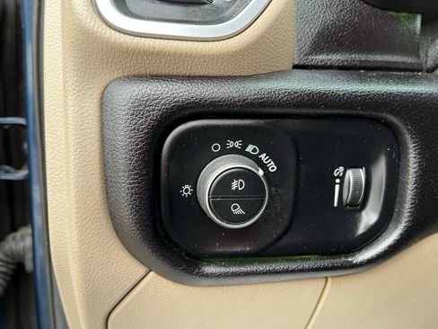 Used 2022 RAM 3500 Big Horn w/ Level C Equiment Group image 21