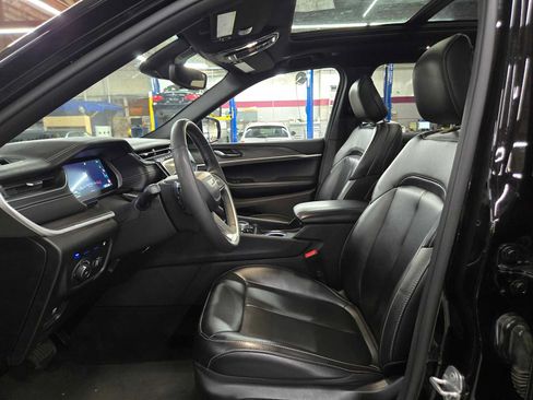Used 2024 Jeep Grand Cherokee Limited 4xe AWD/4WD image 21