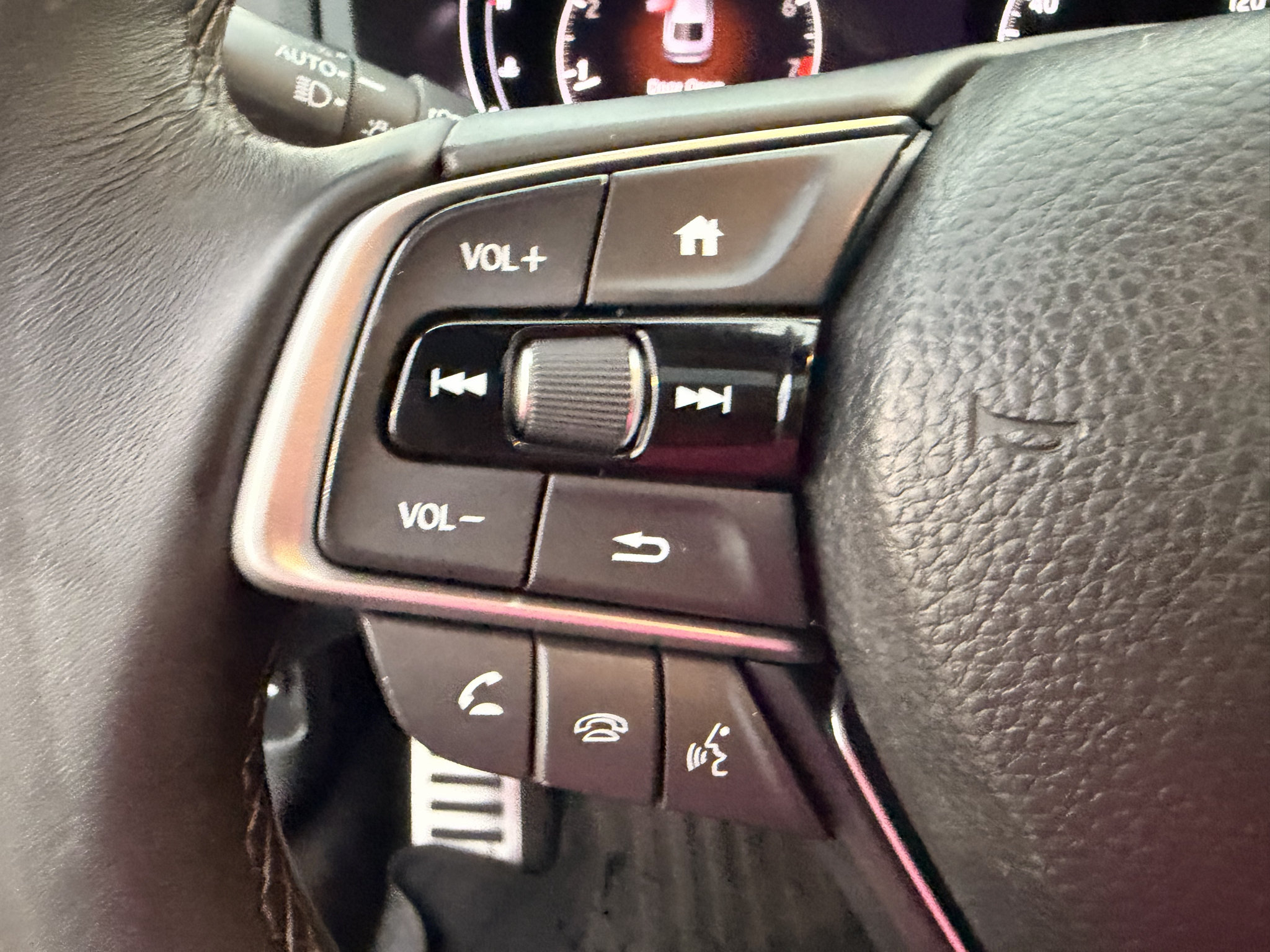 Used 2019 Honda Accord Sport image 15