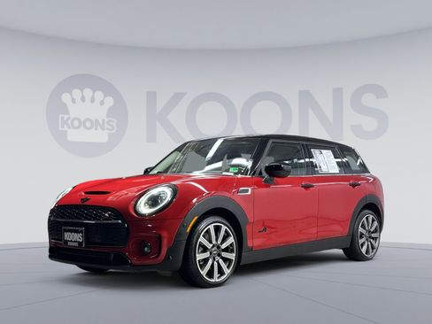Used 2023 MINI Cooper Clubman S image 1