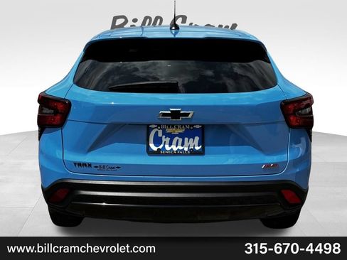 Used 2024 Chevrolet Trax RS FWD image 39