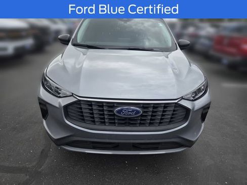 Certified 2023 Ford Escape Active AWD/4WD image 2