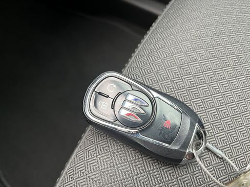 Used 2025 Buick Encore GX Preferred image 24