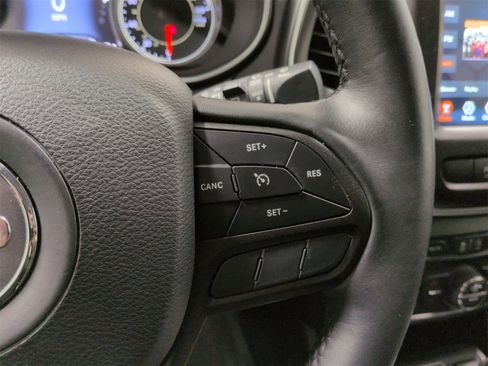 Certified 2019 Jeep Cherokee Trailhawk w/ Cold Weather Group image 25