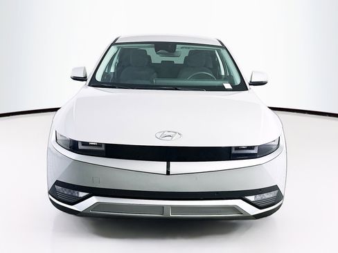 Used 2024 Hyundai Ioniq 5 SEL RWD image 2