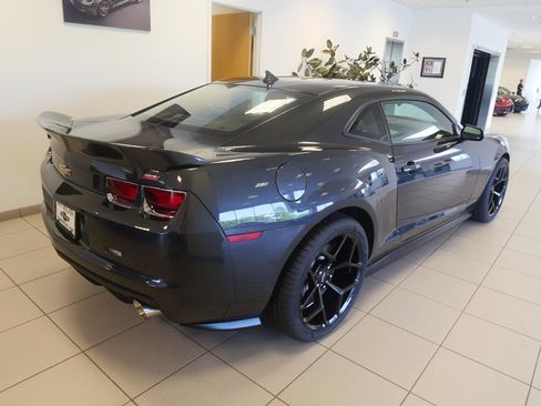 Used 2013 Chevrolet Camaro SS w/ RS Package RWD image 5