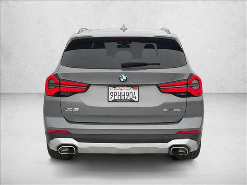 Certified 2024 BMW X3 sDrive30i w/ Premium Package w/ZPA image 7