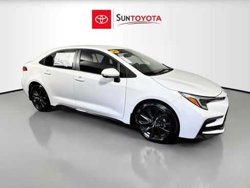 Used 2024 Toyota Corolla SE FWD image 1