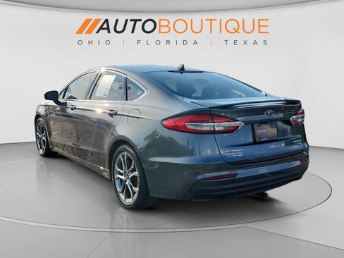 Used 2019 Ford Fusion Titanium FWD image 3