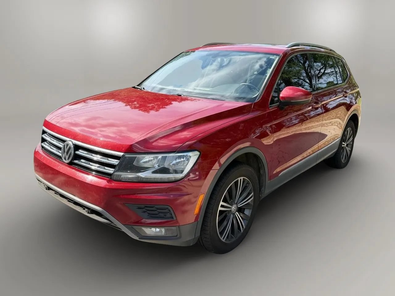 Used 2019 Volkswagen Tiguan SEL FWD image 6