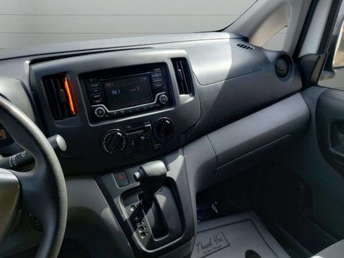 Used 2018 Chevrolet City Express LS image 29