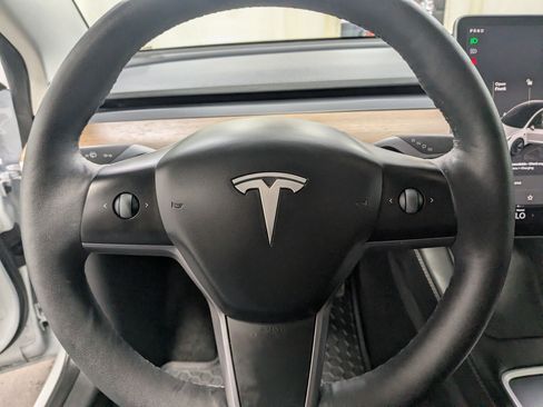 Used 2023 Tesla Model 3 Standard Range RWD image 14