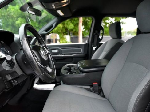 Used 2021 RAM 2500 Big Horn image 7