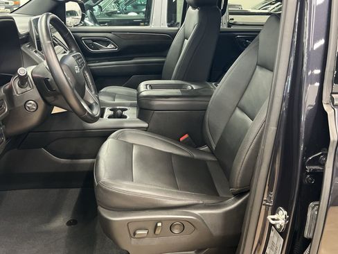Used 2022 Chevrolet Tahoe Z71 w/ Luxury Package AWD/4WD image 10
