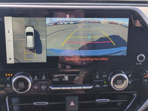 New 2026 Toyota Highlander Limited image 16