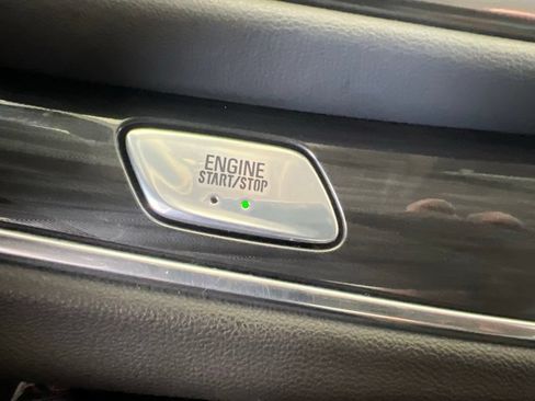 Used 2018 Buick Enclave Essence w/ Trailering Package AWD/4WD image 54