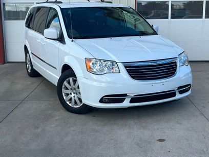 Used 2016 Chrysler Town & Country Touring