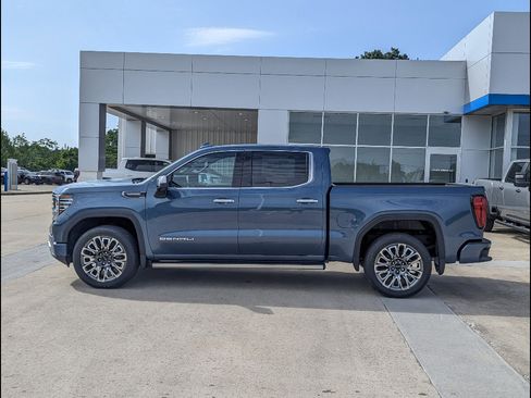 New 2026 GMC Sierra 1500 Denali Ultimate AWD/4WD image 9