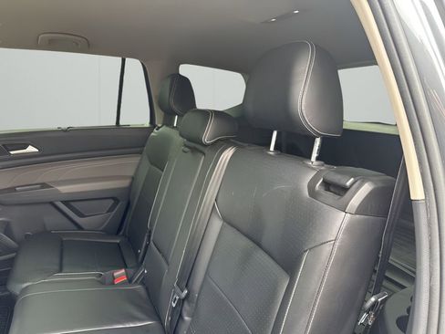 Used 2022 Volkswagen Atlas SE image 19