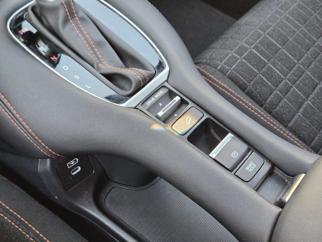 Used 2025 Honda HR-V Sport image 28