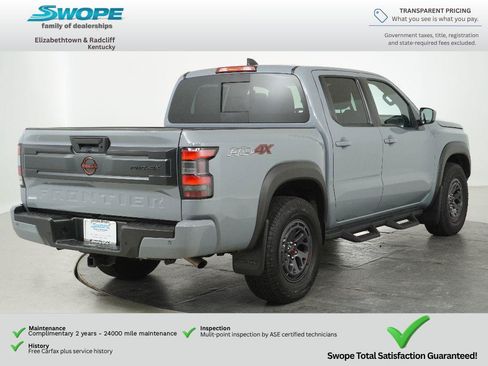 Used 2025 Nissan Frontier PRO-4X AWD/4WD image 4