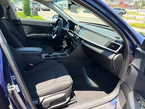 Used 2019 Kia Optima LX FWD image 13