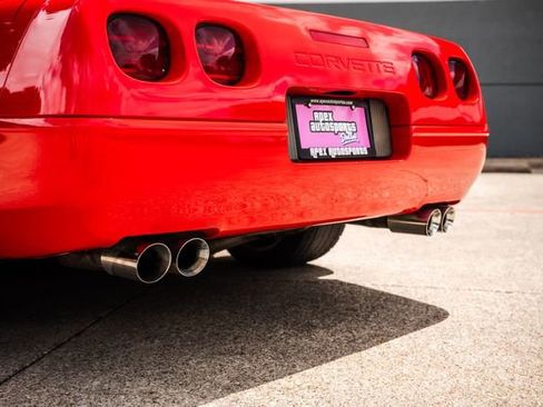 Used 1994 Chevrolet Corvette Coupe RWD image 30