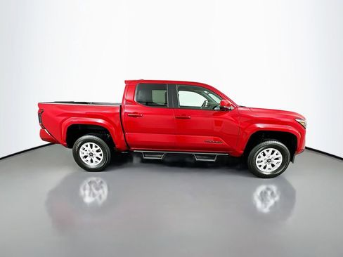 Used 2026 Toyota Tacoma SR5 AWD/4WD image 4