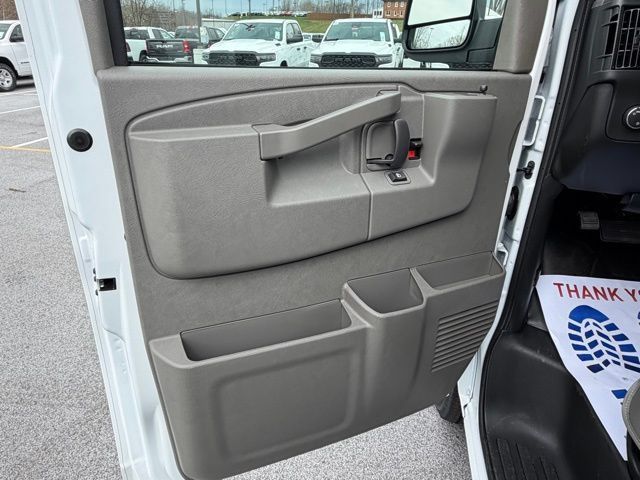 New 2026 GMC Savana 2500 w/ Driver Convenience Package RWD image 16