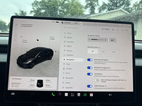 Used 2025 Tesla Model 3 RWD image 3