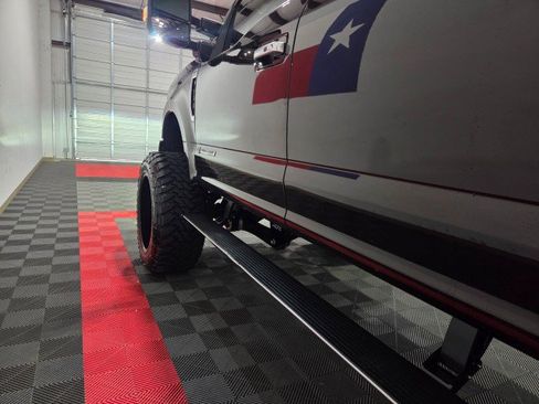 Used 2019 Ford F250 Limited w/ FX4 Off-Road Package image 27