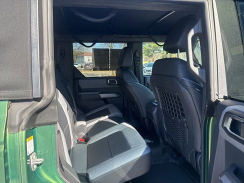 Used 2022 Ford Bronco Black Diamond image 18