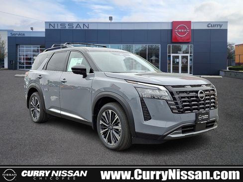 New 2026 Nissan Pathfinder Platinum AWD/4WD image 1