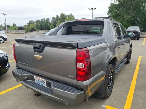 Used 2007 Chevrolet Avalanche LTZ w/ LTZ Preferred Equipment Group AWD/4WD image 5