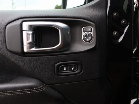 Used 2021 Jeep Wrangler Unlimited Rubicon w/ Dual Top Group image 30