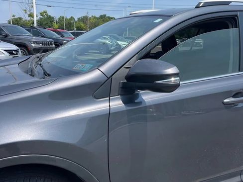 Used 2013 Toyota RAV4 Limited AWD/4WD image 2