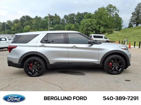 Used 2021 Ford Explorer ST w/ Equipment Group 401A AWD/4WD image 4