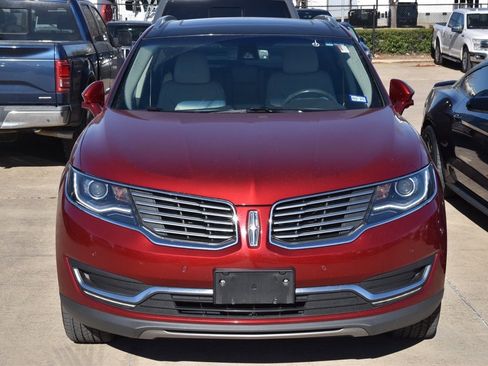 Used 2018 Lincoln MKX Reserve w/ Driver Assistance Package image 3
