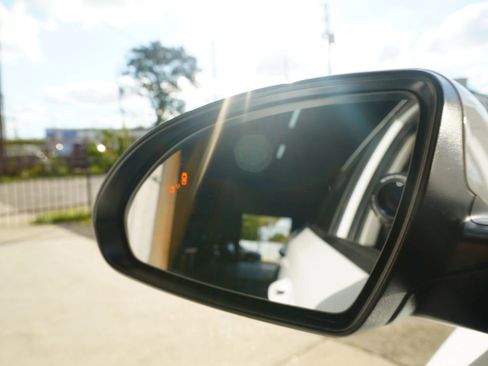 Used 2020 Kia Optima LX image 39