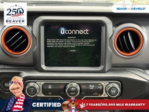 Used 2022 Jeep Gladiator Mojave w/ LED Lighting Group AWD/4WD image 19